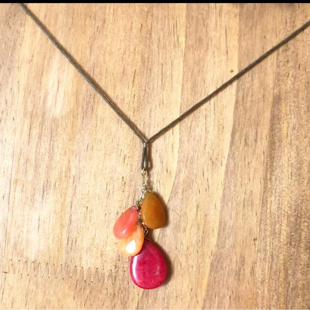 Express corded colorful gemstone  teardrop necklace Women’s costume jewelry - Picture 4 of 4